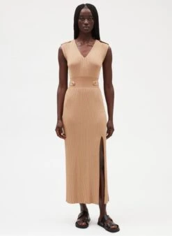 CLAUDIE PIERLOT MASCULINE - Lange, Aansluitende Jurk Met V-hals | Beige