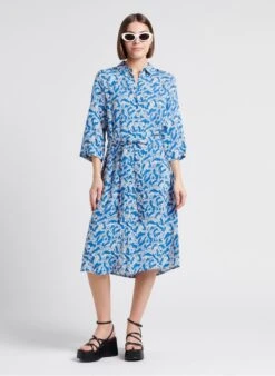 Vila CELINA - Rechte, Halflange Jurk Met Klassieke Kraag En Print | Blauw